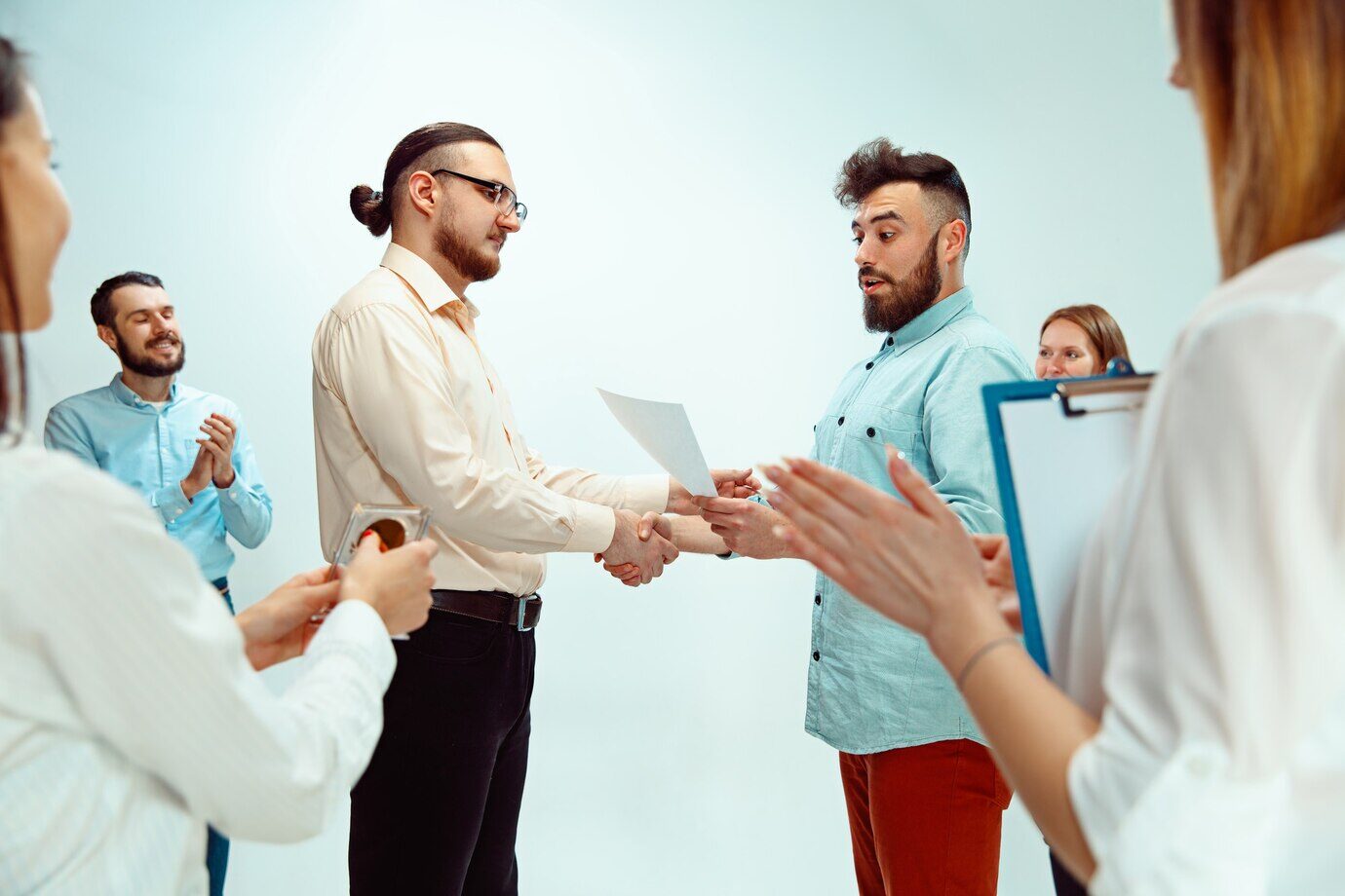 Neuer Mitarbeiter passt nicht ins Team – was tun? - Shiftbase